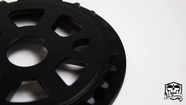 Plato Bmx Cult Dak Guard Sprocket - Con Cubre Cadena Pro - Unboxing Evil Bastards BMX смотреть онлайн