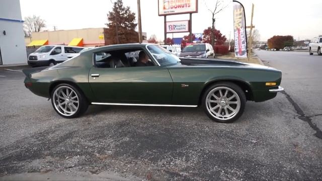 1971 Chevrolet Camaro Z:28 driving смотреть онлайн