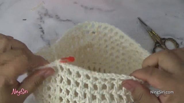 Lisa Celine hat TRIOMPHE CLOCHE BEANIE IN CROCHETED COTTON | NingSiri Crochet смотреть онлайн