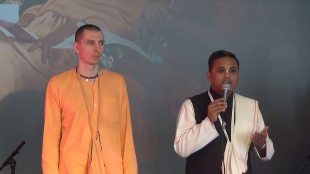 Выступления почетных гостей на Праздновании ГАУРАПУРНИМЫ 2016 - Москва, 26.03.2016 - 5/10 смотреть онлайн
