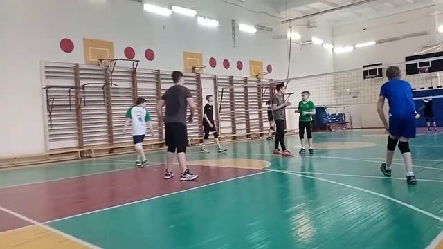 2 сет мальчиков vs девочек смотреть онлайн