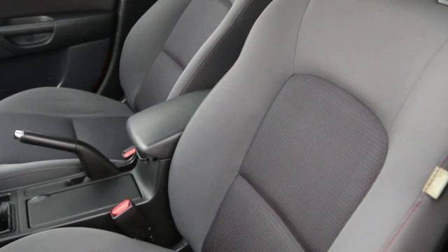 Mazda 3 Красный смотреть онлайн
