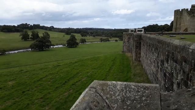 ALNWICK CASTLE NORTHUMBERLAND