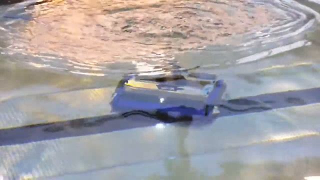 Robot piscine professionnel Hexagone VISIO CAMERA - MarchédelaPiscine.com смотреть онлайн