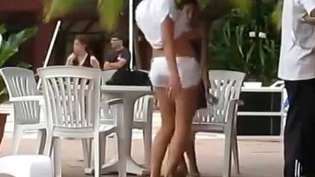 В летнем кафе смотреть онлайн