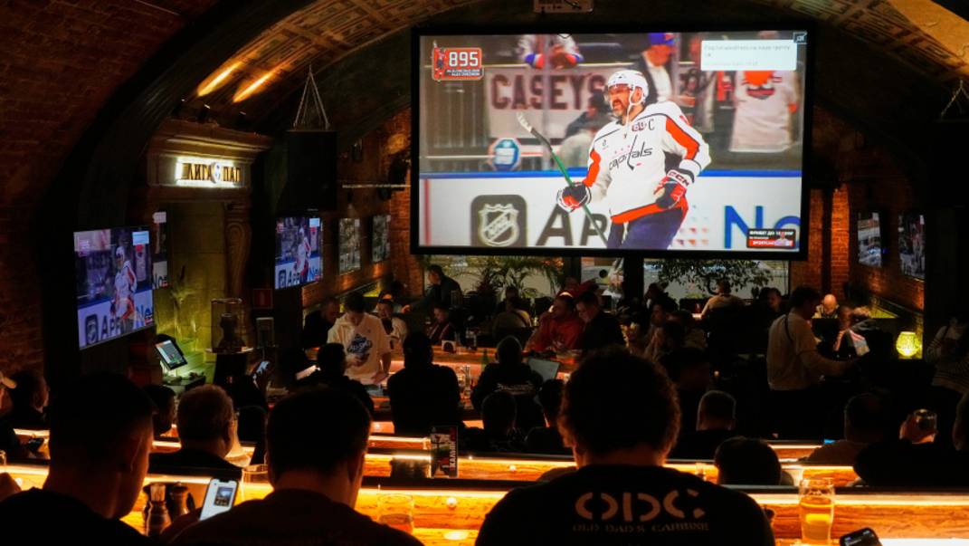 Овечкина осыпают поздравлениями со всего мира: реакция близких и фанатов на его мировой рекорд