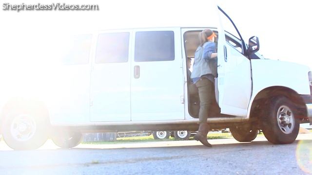 MY DORPER LAMBS ARE HERE!! | Lambing Season 2022 Sheep Farming in the USA Micro Ranching for Profit смотреть онлайн