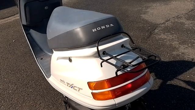 Хонда Такт AF-24 95й год,состояние нового скутера