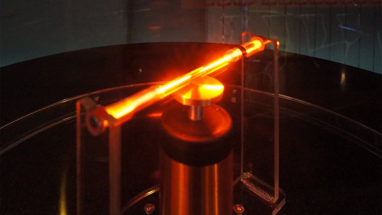 Наши экспонаты в Экспериментаниуме!