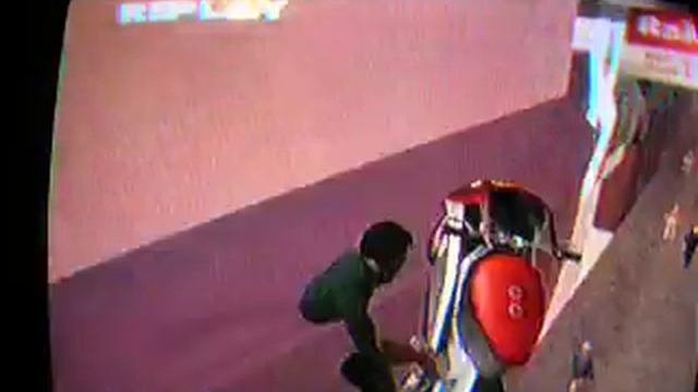 jump to ledge with bike grab off in gta sa смотреть онлайн