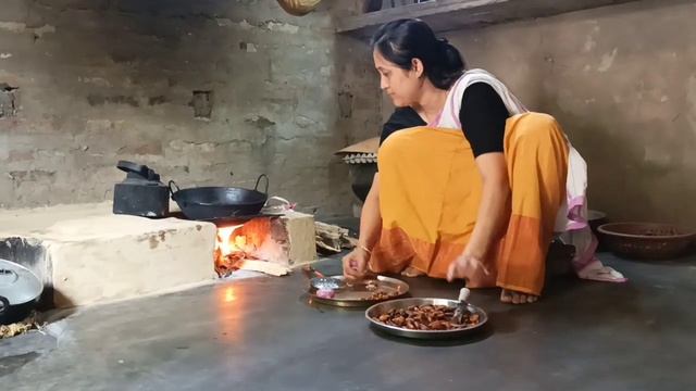 এৰি পলু ৰেচেপি woth Village Vlog| Eri Silkwo Recipe, Assamese Recipe| nima'srandhonihal смотреть онлайн