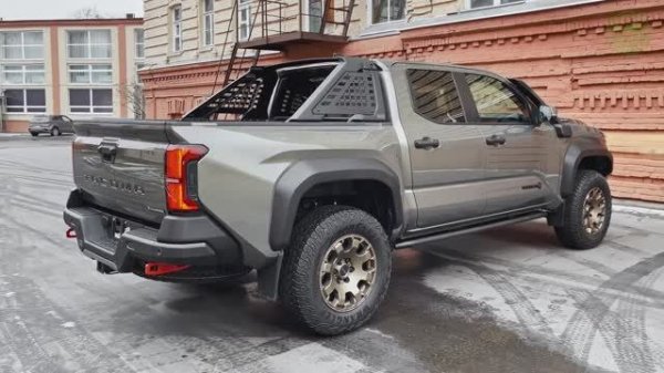 🔥_Toyota_Tacoma_2025_совершенно_новый_уровень_легендарного_пикапа!