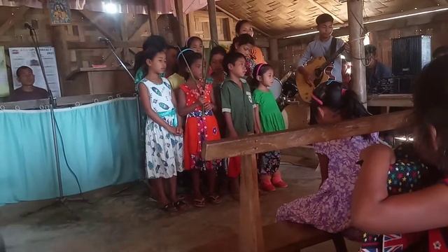 Raja Rebaenga rasong chabee Sontol Gadao Gadoe by the children of Tebisokgre Local Church on P.S, D смотреть онлайн
