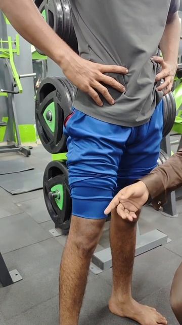 kya gym me ghutne ke short pant pahen sakte ? смотреть онлайн