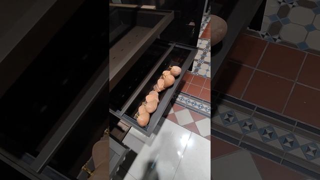 Гардеробная система STENICO от DORIAN. STENICO - гардеробная система с невидимым креплением модулей