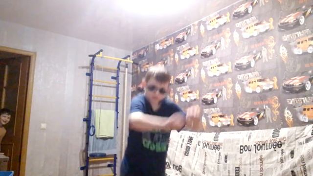 мой брат подглядывал🫥¯\_(ツ)_/¯. нууу мой брат крыса😏 смотреть онлайн