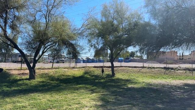IMG 2318: Sunday, 4/28/24: HUGE dog park at Tucson Lazydays KOA RV Park смотреть онлайн