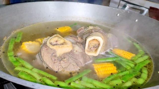 Bulalo (Beef shank)|Valencia City|Konosekai TV смотреть онлайн
