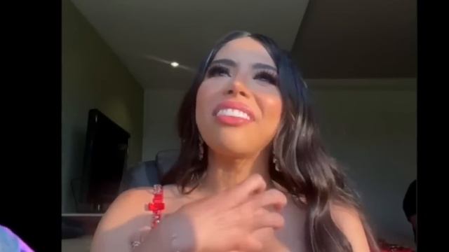 Yeri Mua me Prohibió Editarla así que le di una Sobredosis de Edición 😂 DEBATE vs Naim, Aaron, Bria смотреть онлайн