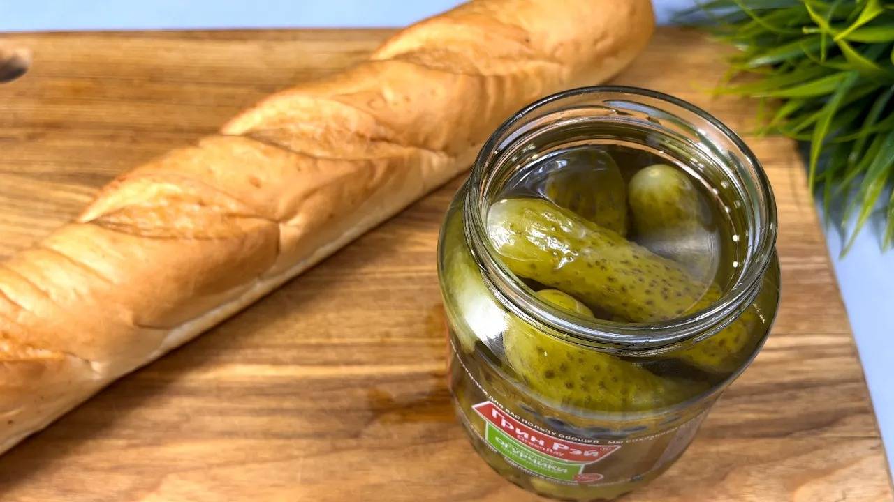 Бюджетнее не бывает, а вкусно ОЧЕНЬ! Просто возьмите багет и МАРИНОВАННЫЕ огурцы! смотреть онлайн