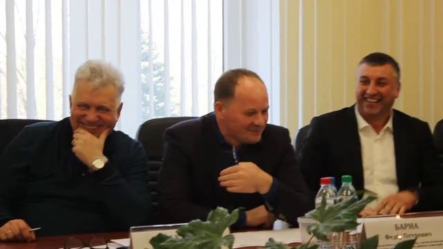 Видео БлиNКом. Барна про безвиз смотреть онлайн