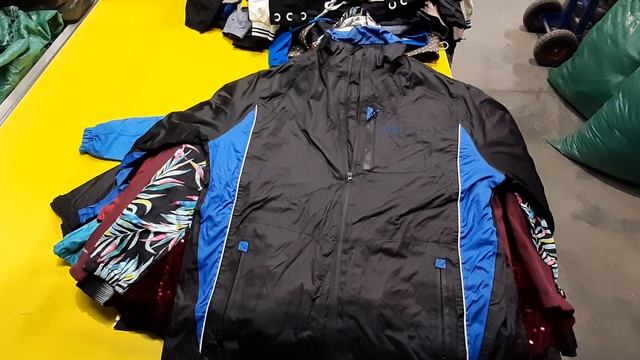 Ветровки (-UK-Ligh Zip Jackets) - C 525 смотреть онлайн