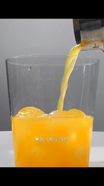 白香果流橙咖啡Passion Fruit Orange Coffee#navel orange#fruit#coffee #cafe#cocktail#latteart#latte смотреть онлайн
