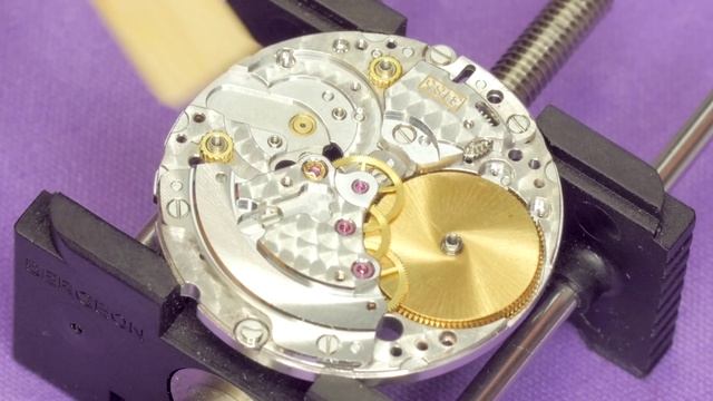 Реставрация заржавевших часов Rolex - 1996 GMT Master II, Nicholas Hacko смотреть онлайн