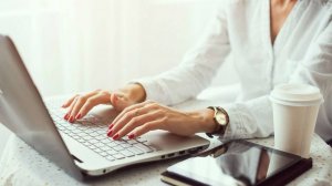 Как в amoCRM создавать лид вручную и удалять примечание