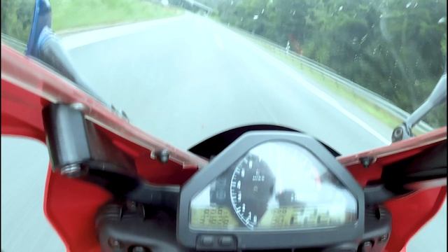 Лови момент HONDA FIREBLADE))) смотреть онлайн