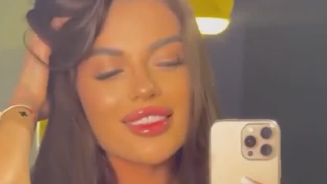 💕 Екатерина Скалон проникла на концерт Стаса Михайлова в образе брюнетки| Новости Дом 2 смотреть онлайн