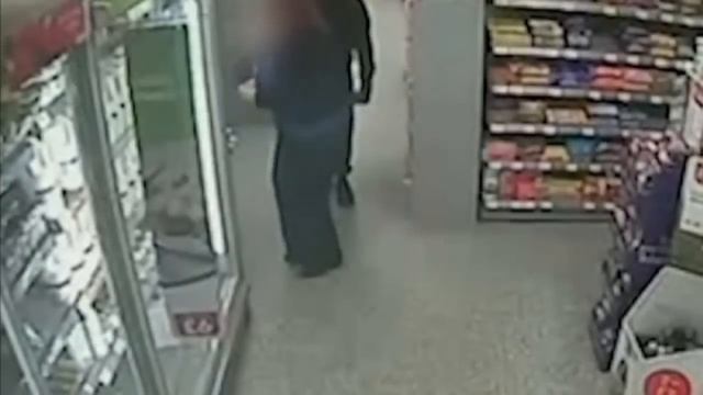 Watch: Two armed masked men tie up women and rob shop in Ilkeston смотреть онлайн