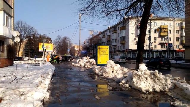 Кучугури все нижче та +7, прогулянка по вулиці Київський в Житомирі. 23.02.2021 смотреть онлайн