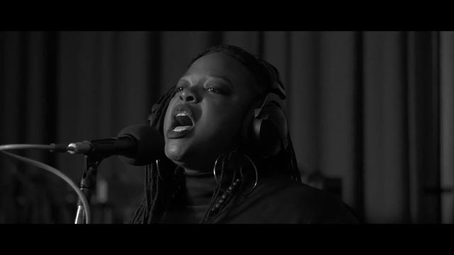 ESKA - Shades Of Blue [Live at Maida Vale] смотреть онлайн