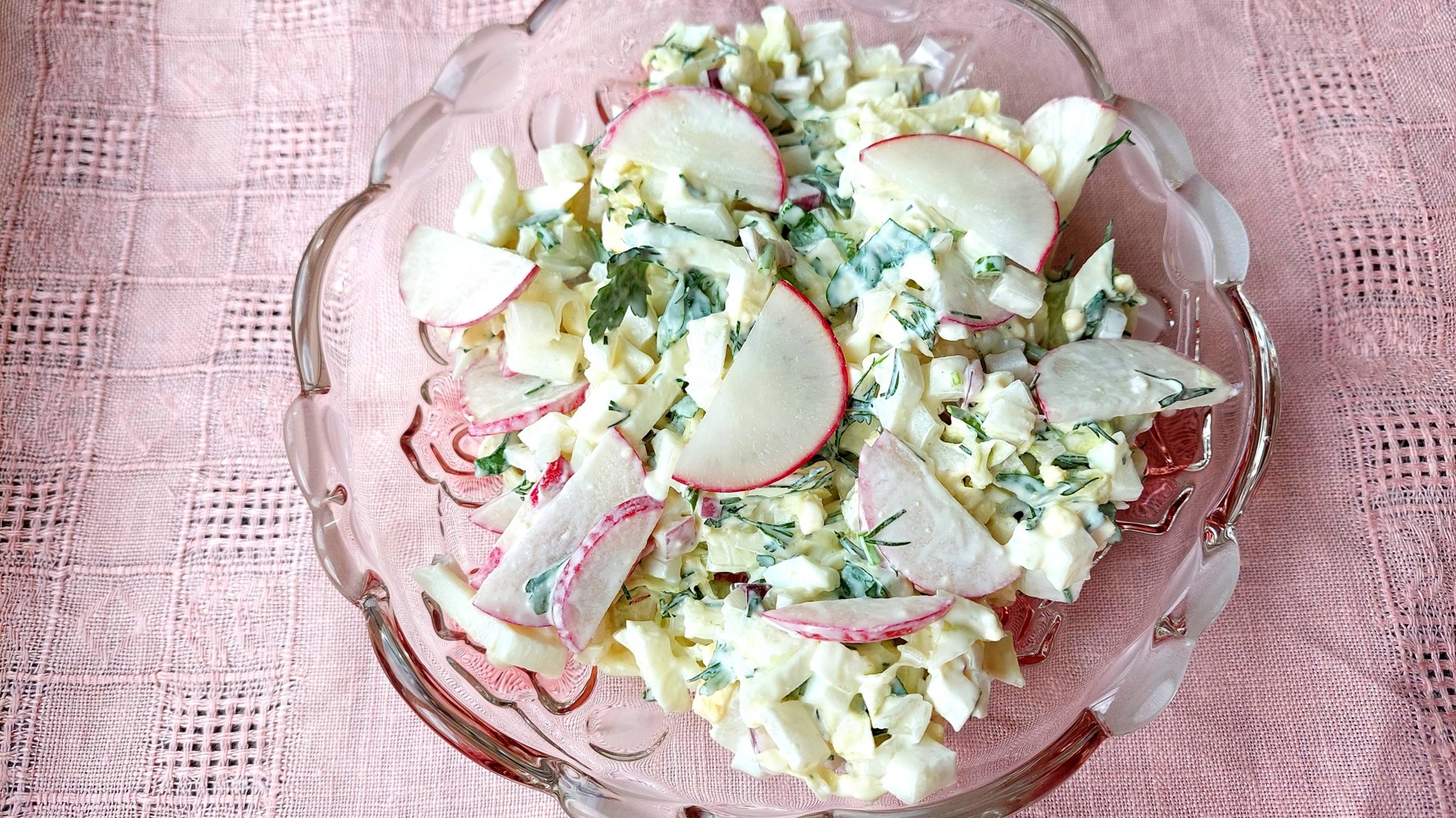 Салат из редиски с пекинской капустой. Сочный, хрусткий, ароматный. смотреть онлайн