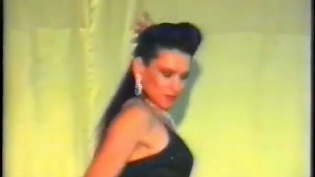 KRISTI & DaSHA -- ТУЧКИ ПЧЕЛКИ