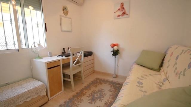 Fantastic detached villa in Pilar de la Horadada смотреть онлайн