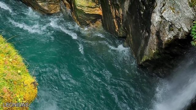 Taras Bazeev - Free (Landscapes and Chillout Music) HD Video смотреть онлайн