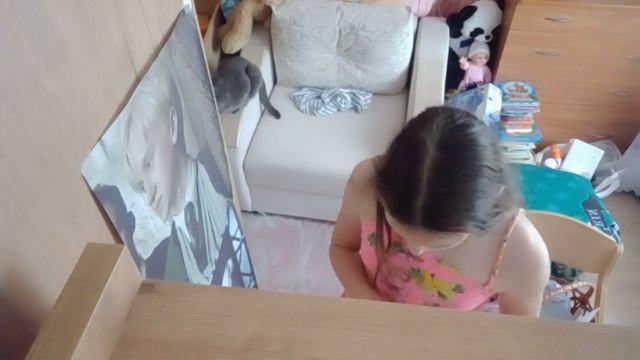 Убираюсь в комнате смотреть онлайн