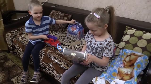 Проект «Почта радости» посетил 60 особенных детей. смотреть онлайн