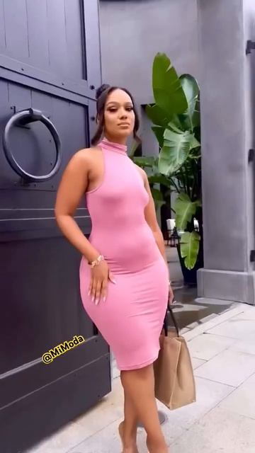 She look Stunning with this beautiful dress Ne Fashion updates #beauty #fashion #style #dress #vide смотреть онлайн