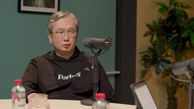 Аскар Аукенов о том, как стать главным редактором мирового бизнес-издания | 101 друг Шаекина №55 смотреть онлайн