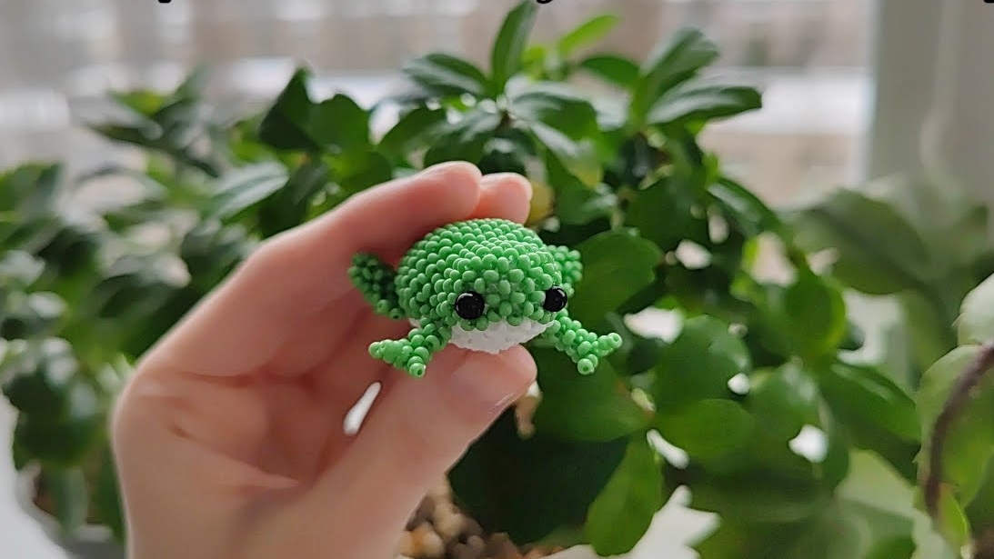 Мастер-класс Лягушка из бисера/Амигуруми из бисера смотреть онлайн