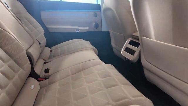 Сюрпризы нового китайского кроссовера STERRA ET