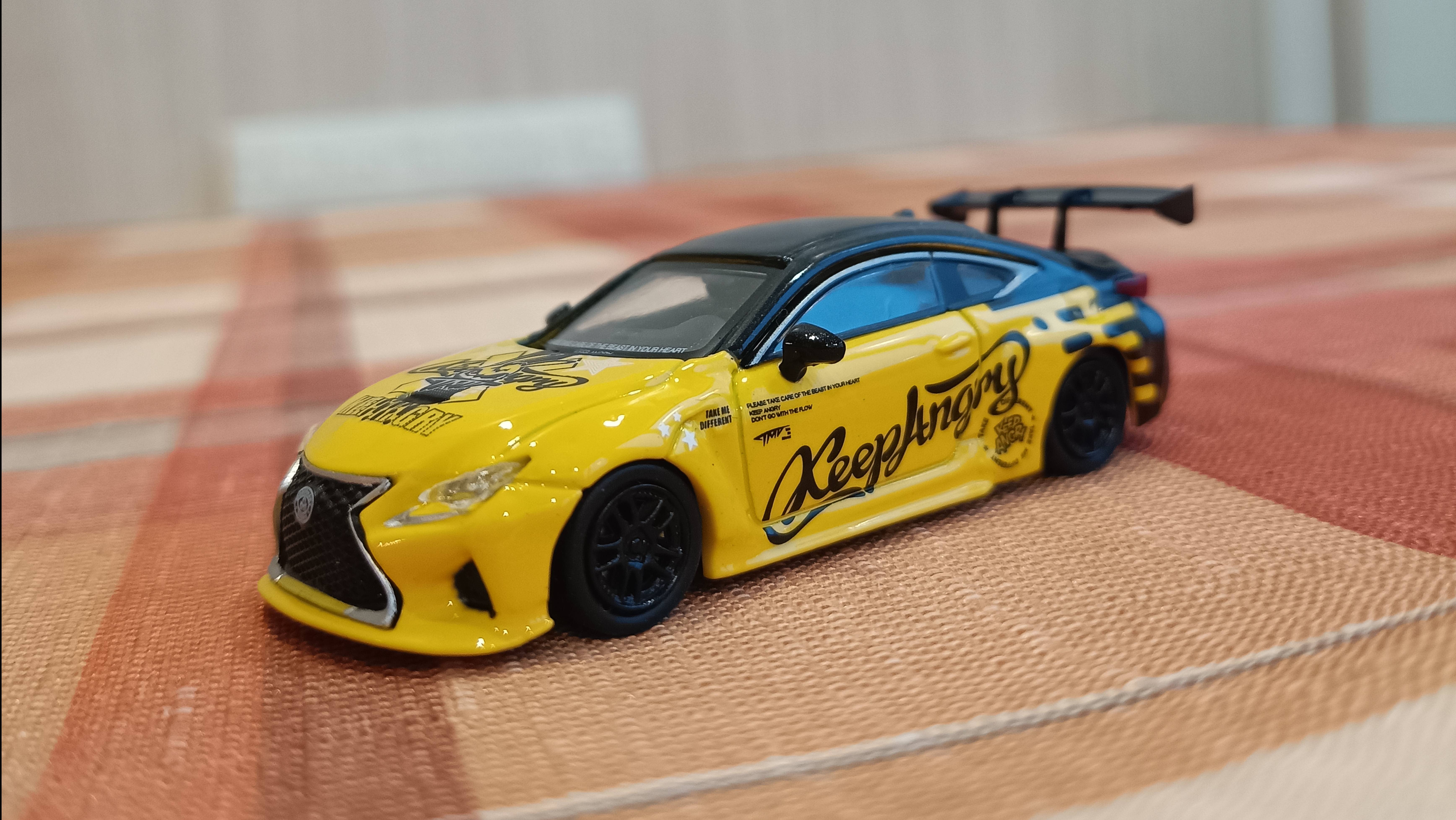 Modernart 1:64 Lexus RCF смотреть онлайн