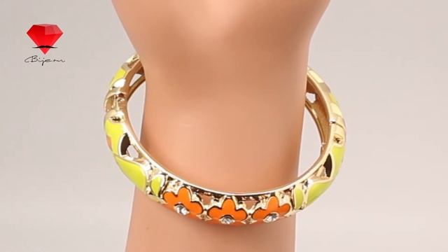 Bije.ru: Резной браслет в стиле модерн с покрытием золотом и эмалью Janette (Джанэттэ) смотреть онлайн