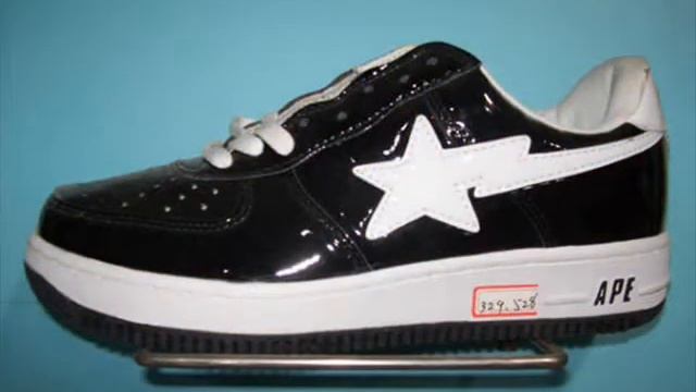 AIR FORCE ONES vs. Bathin' Apes смотреть онлайн