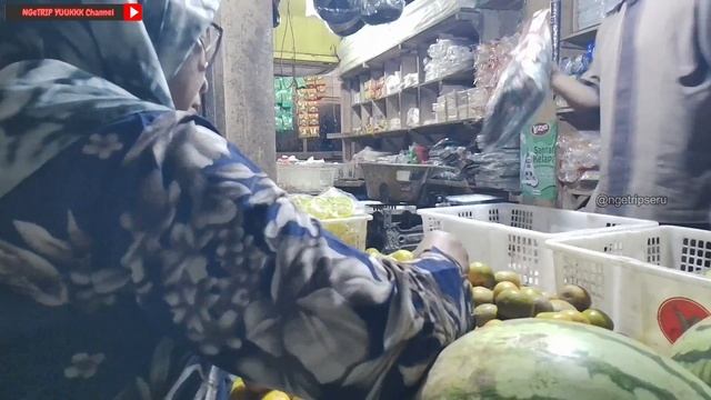 Suasana Pasar Purwareja Klampok Banjarnegara Minggu Pagi Ini - Borong Ikan dan Jajanan Pasar смотреть онлайн