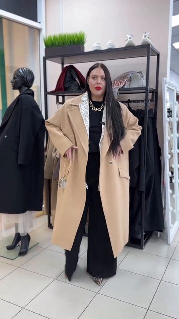 Шикарное пальто OKSANA UTOVA BRAND🤎Модель прямого кроя в стиле oversize до 62 размера💥 смотреть онлайн