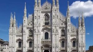 ....Самые красивые соборы построенные в Готическом Стиле....